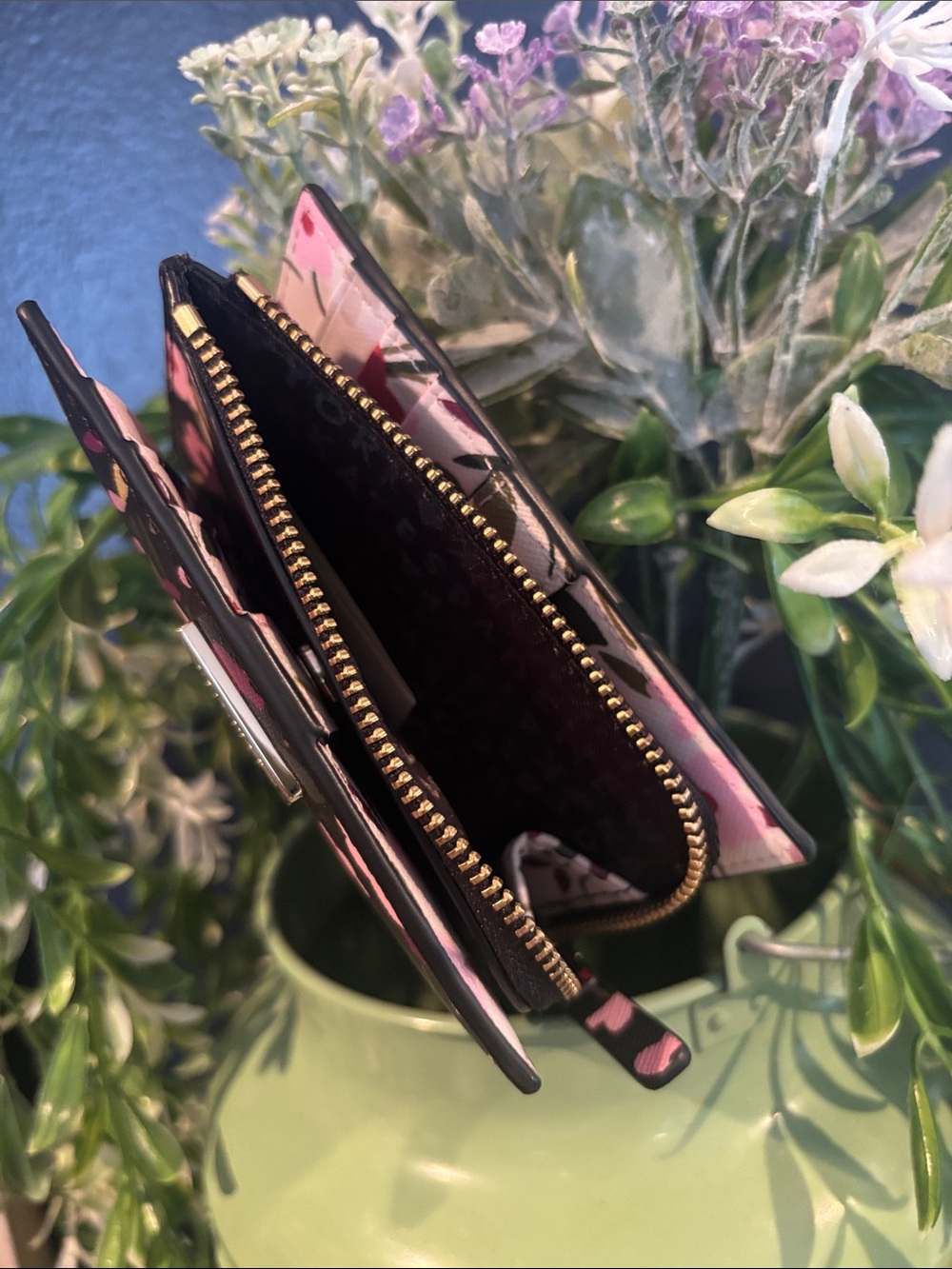 kate spade Black Floral Zip Cosmetic Pouch with Pink & Red Flowers - Picture 7 of 10